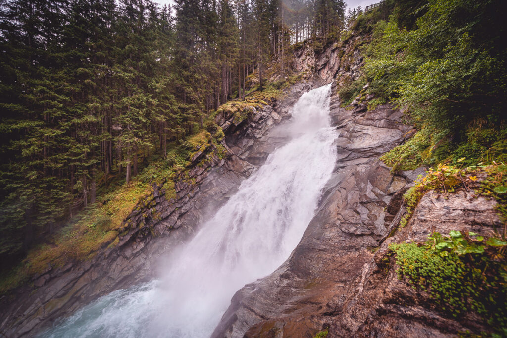 Krimmelské vodopády - Nejvyšší vodopády v Evropě - Rakousko se psem - Výlet - Greenmind.cz - Cestování se psem