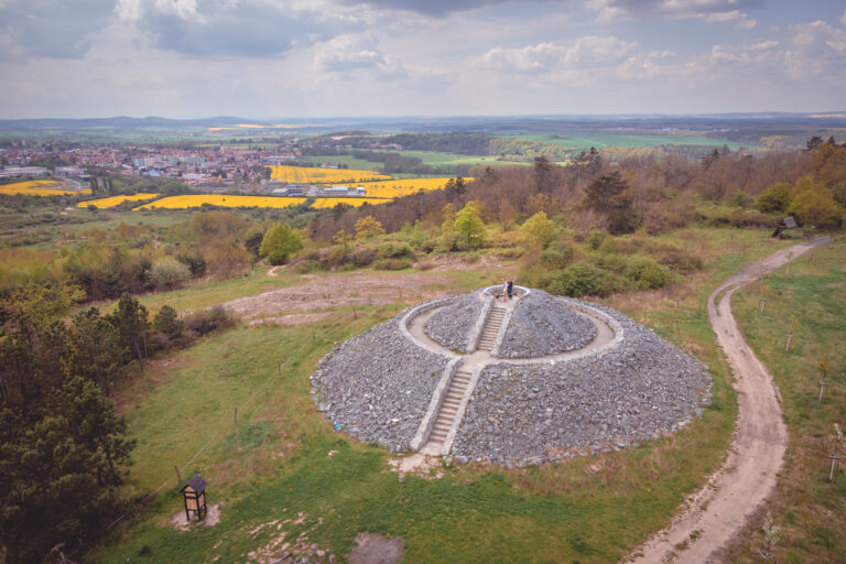 Šlovický vrch u Dobřan - Plzeňsko - Výlet - Cestování se psem - Radek Vandra - Greenmind.cz