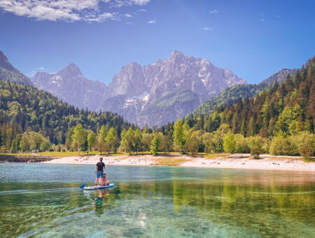 Slovinská jezera na paddleboardu